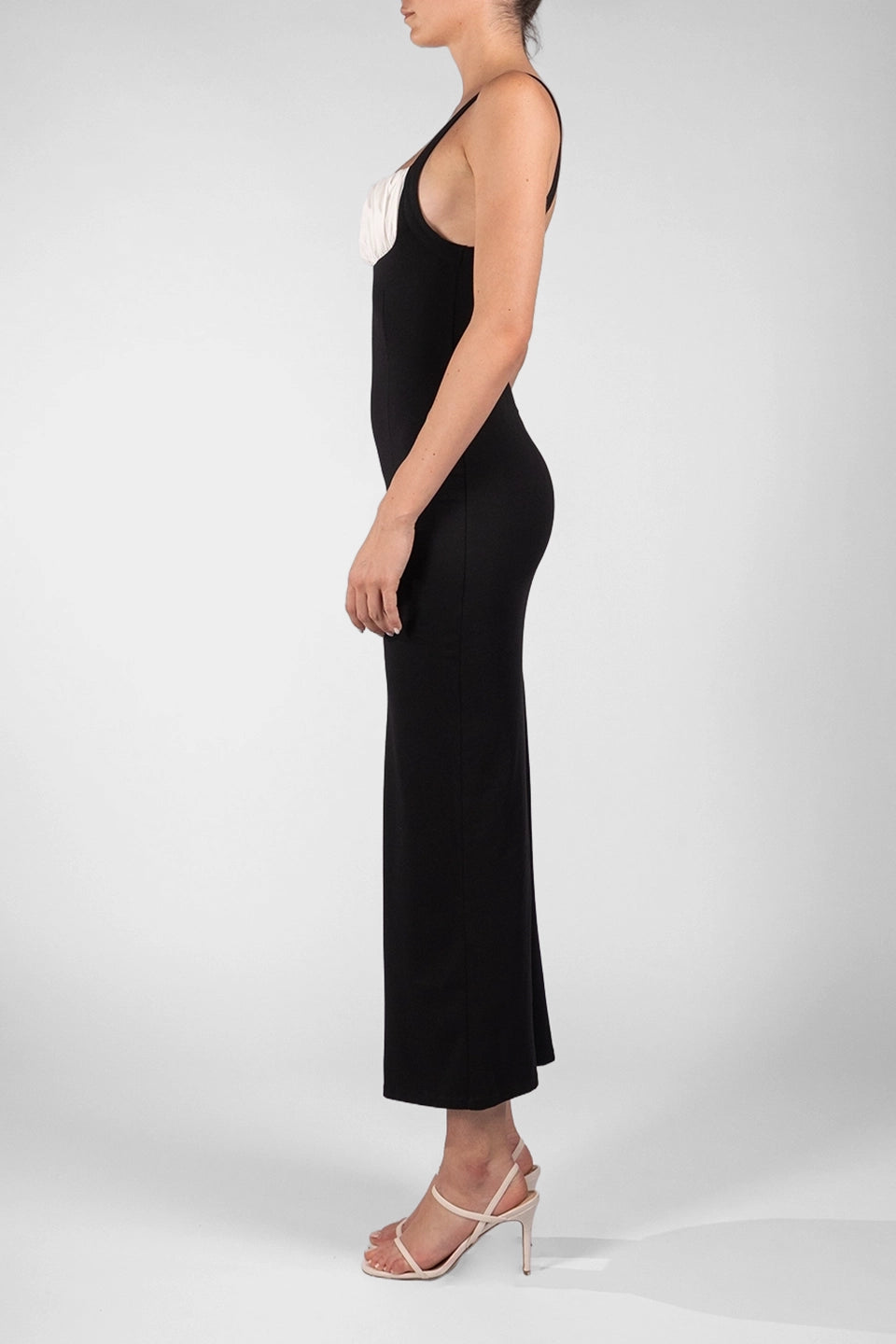 Designer Black and White Midi dresses, shop online with free delivery in Dubai. Product gallery 3