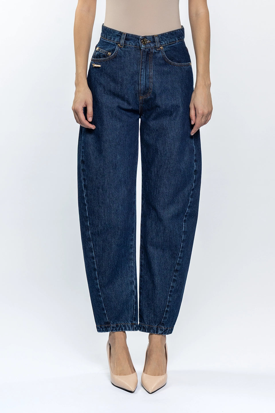 Shop online trendy Denim Women pants from Vivetta Fashion designer. Product gallery 1