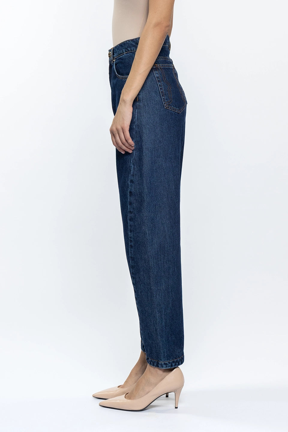 Designer Denim Women pants, shop online with free delivery in Dubai. Product gallery 3
