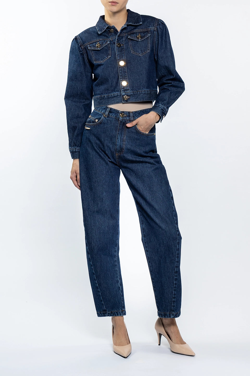Designer Denim Women pants, shop online with free delivery in UAE. Product gallery 6