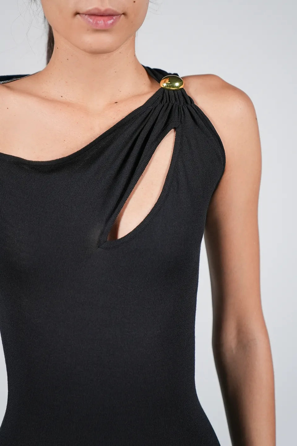 Designer Black Maxi dresses, shop online with free delivery in UAE. Product gallery 4