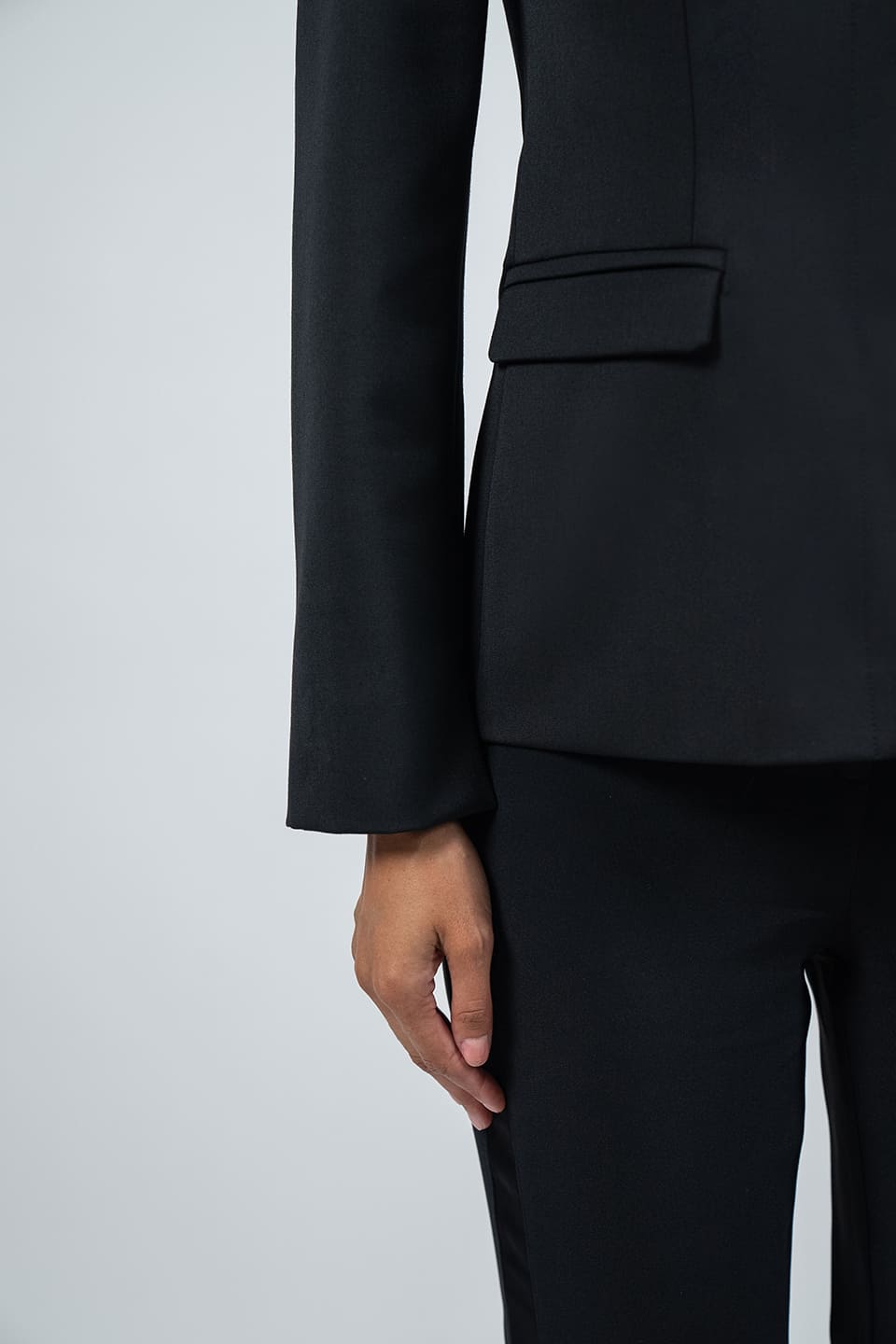 Designer Black Women long sleeve, shop online with free delivery in UAE. Product gallery 6