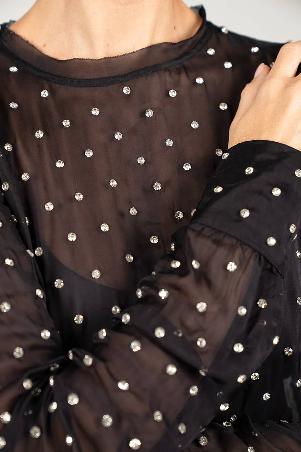 Designer Black Midi dresses, shop online with free delivery in UAE. Product gallery 7