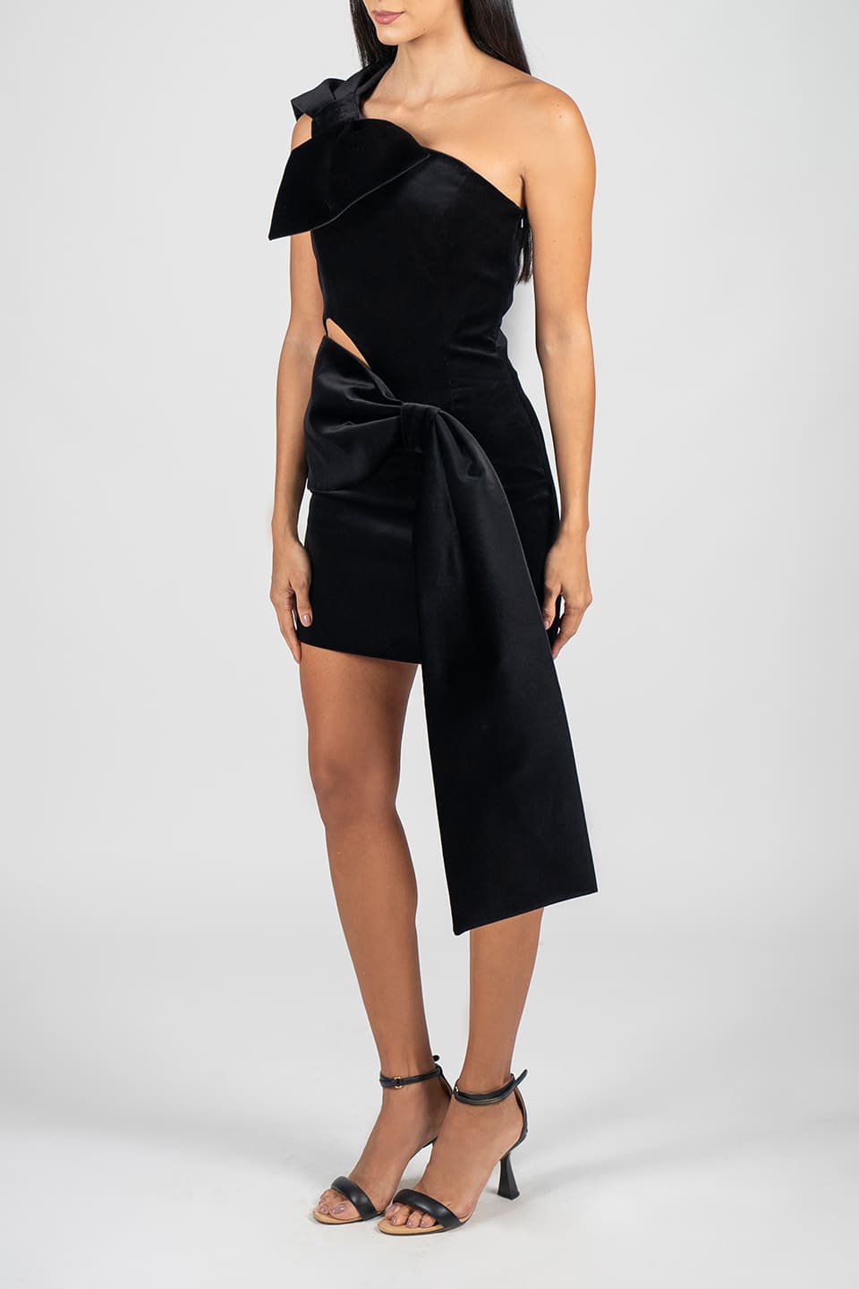 Designer Black Mini dresses, shop online with free delivery in Dubai. Product gallery 3