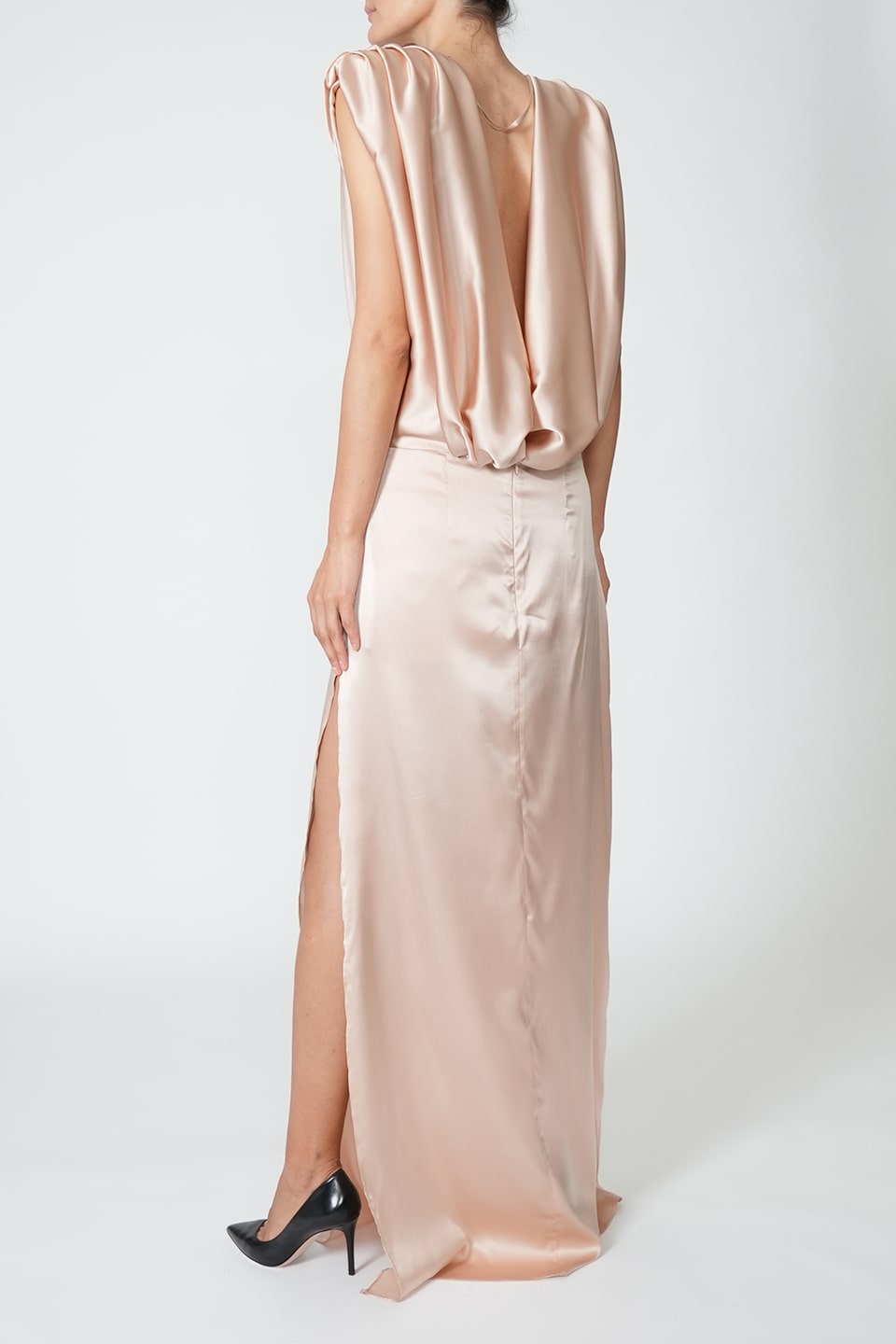 Maxi dress blush, dresses for special occasions in Dubai. Free delivery in UAE