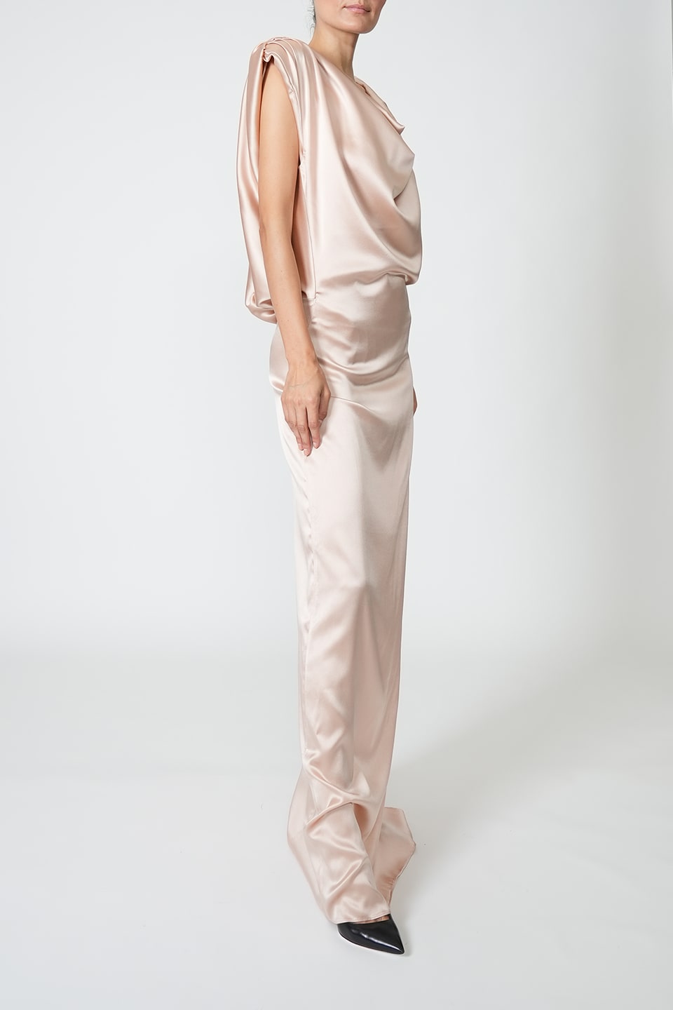 Fashion designer maxi dress in rose color. Silky elegant sleeveless dress to shop online