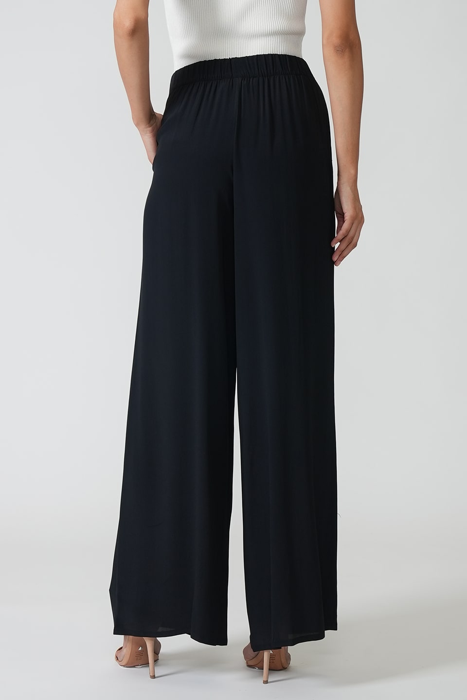 Designer Black Women pants, shop online with free delivery in UAE. Product gallery 5