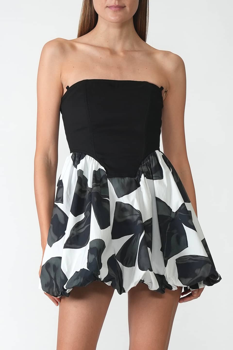 Designer Black Mini dresses, shop online with free delivery in Dubai. Product gallery 3