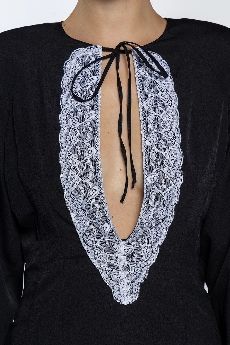 Designer Black Mini dresses, shop online with free delivery in UAE. Product gallery 5