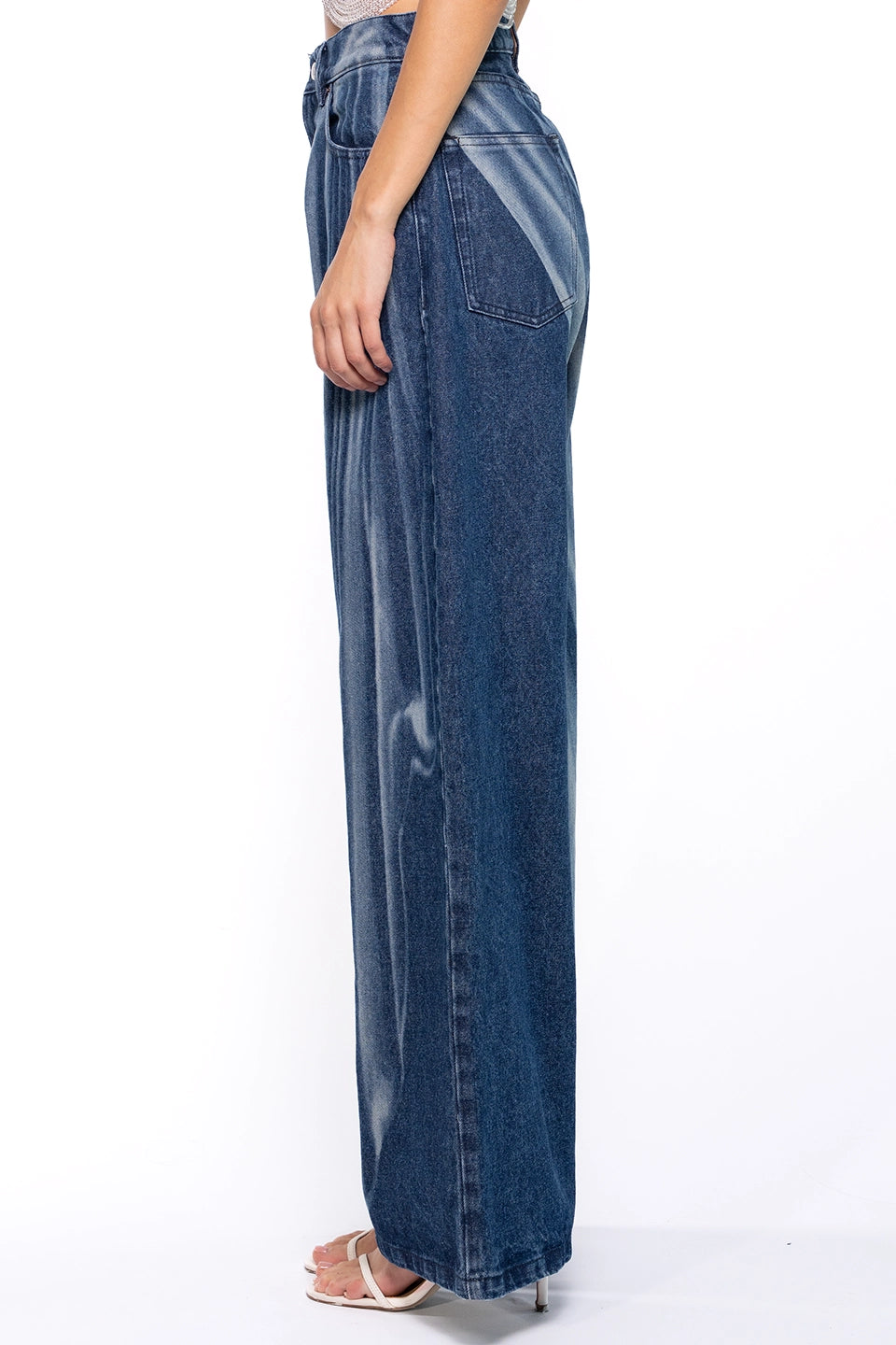 Designer Denim Women pants, shop online with free delivery in Dubai. Product gallery 3
