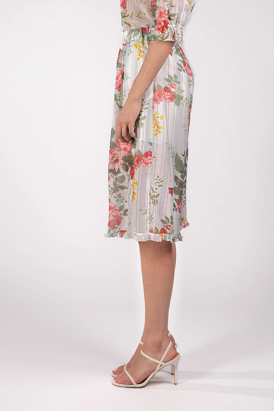 Designer Multicolor Women shorts, shop online with free delivery in Dubai. Product gallery 3