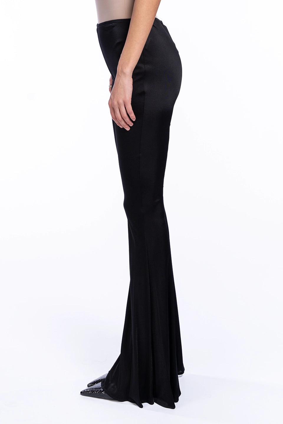 Designer Black Women pants, shop online with free delivery in Dubai. Product gallery 3
