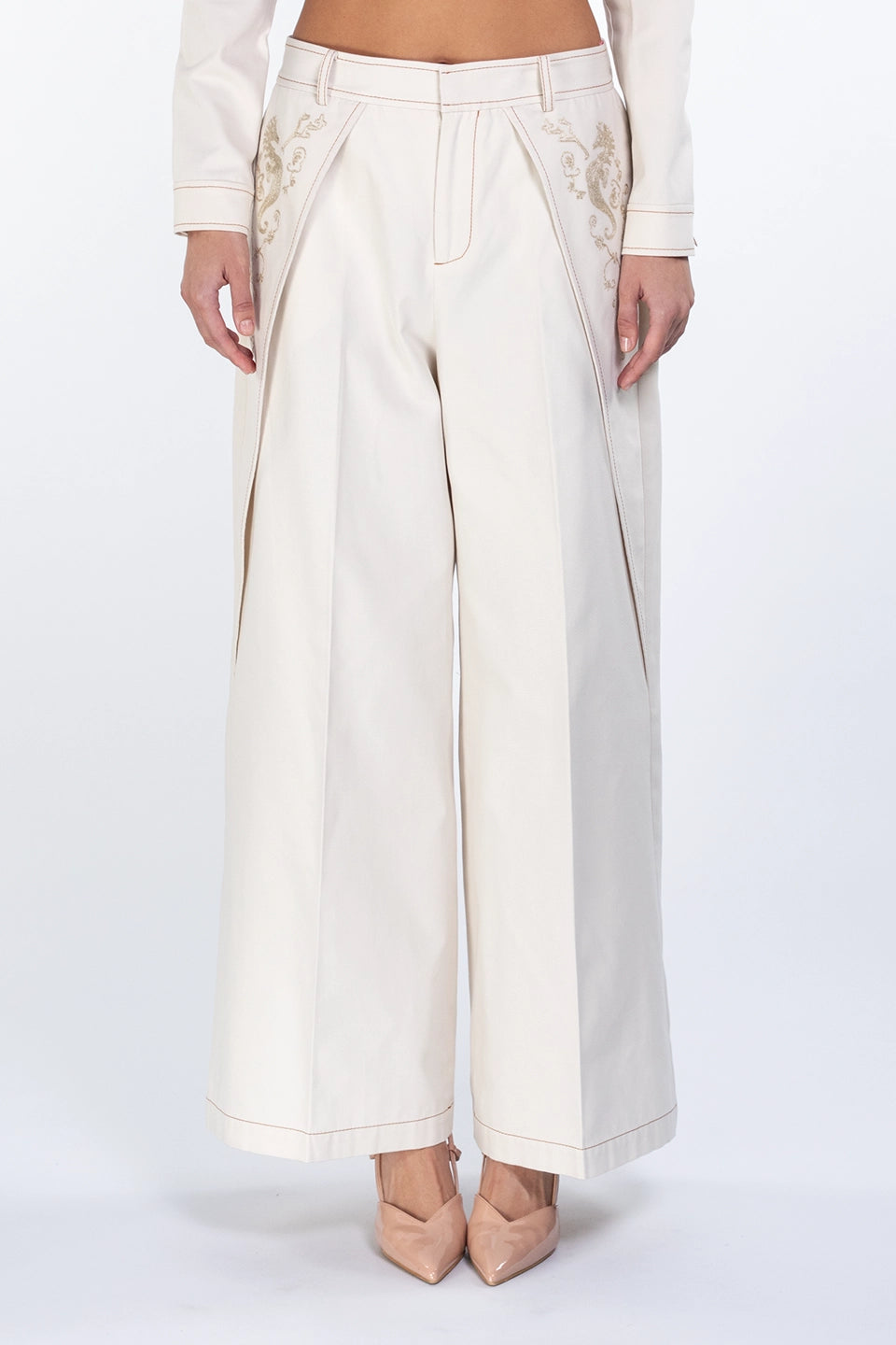 Shop online trendy Butter  Women pants from Vivetta Fashion designer. Product gallery 1
