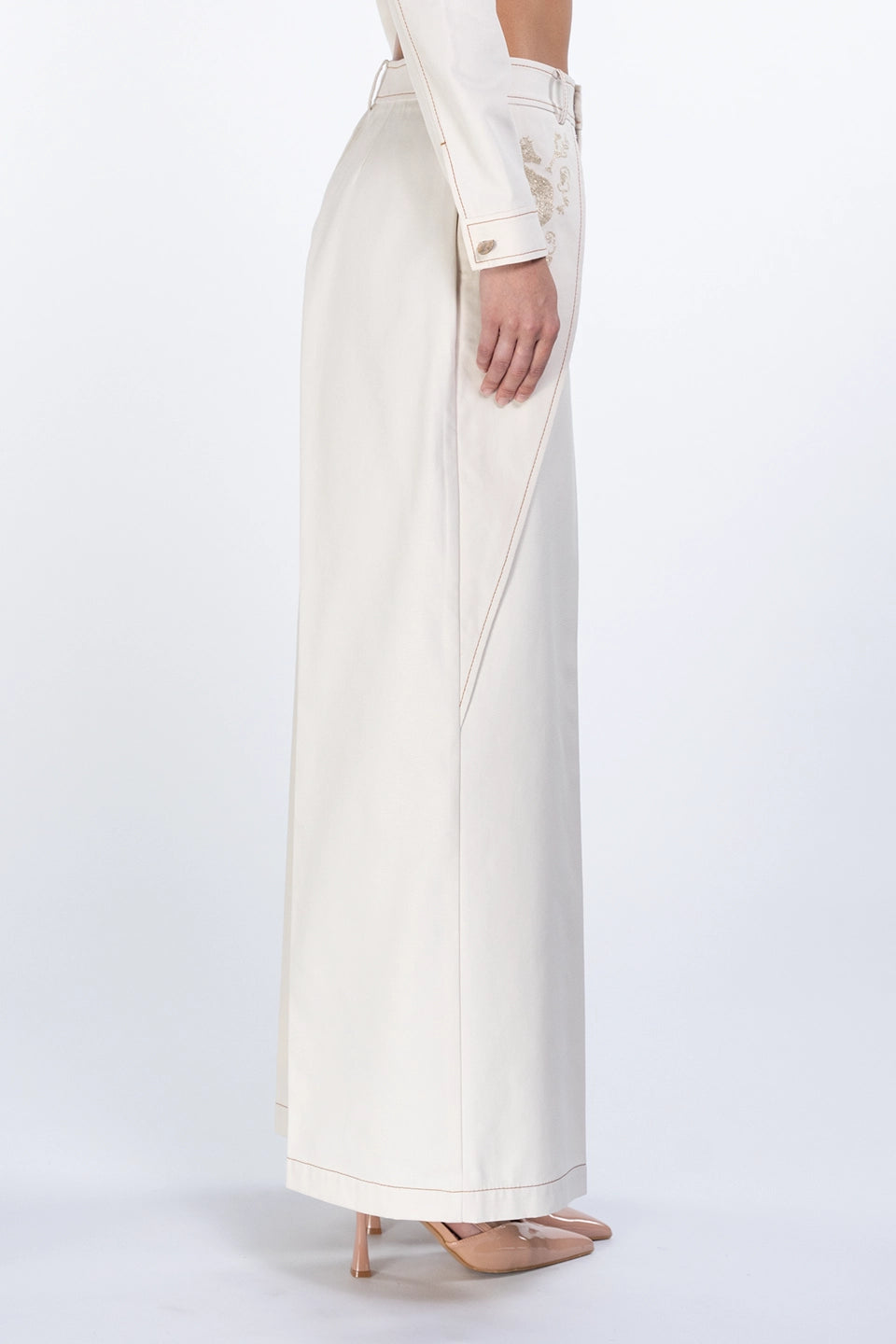 Designer Butter  Women pants, shop online with free delivery in UAE. Product gallery 4