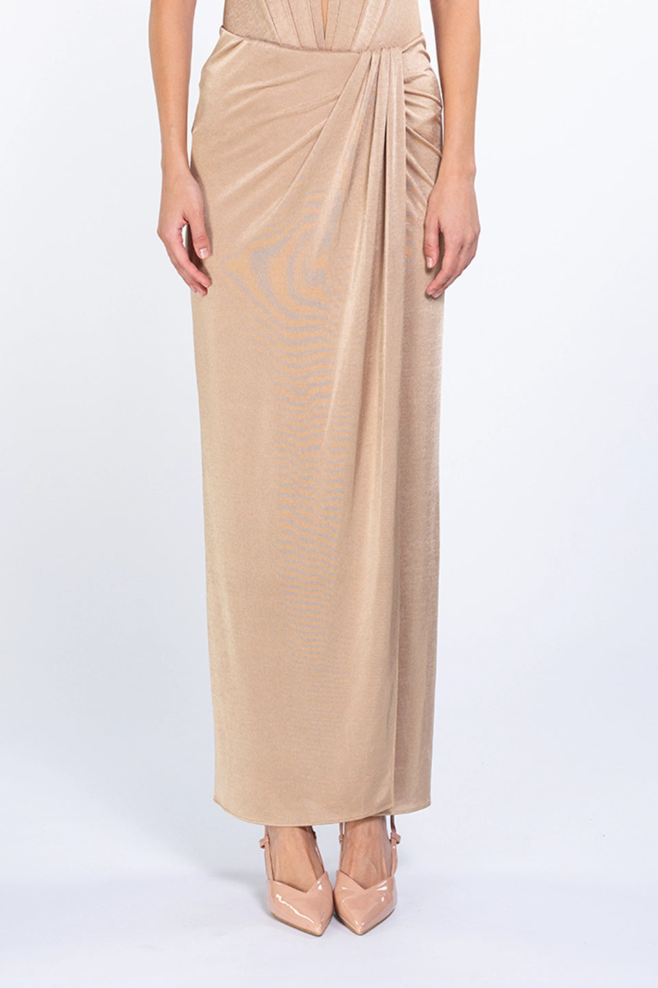 Shop online trendy Gold Skirts from The Andamane Fashion designer. Product gallery 1