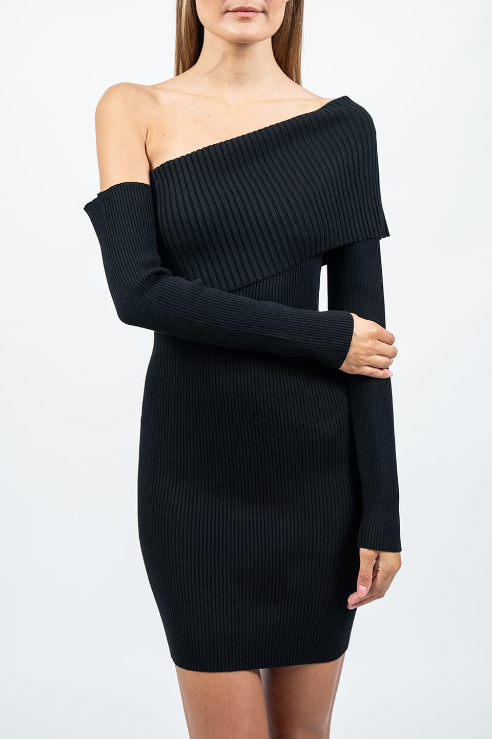 Designer Black Midi dresses, shop online with free delivery in UAE. Product gallery 3