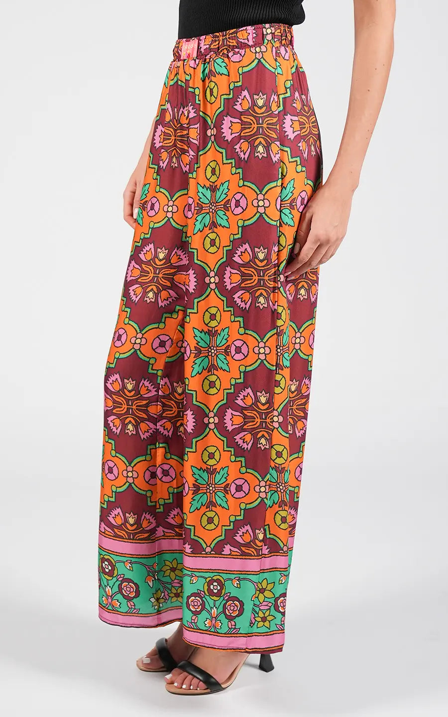 Designer Multicolor Women pants, shop online with free delivery in UAE. Product gallery 6