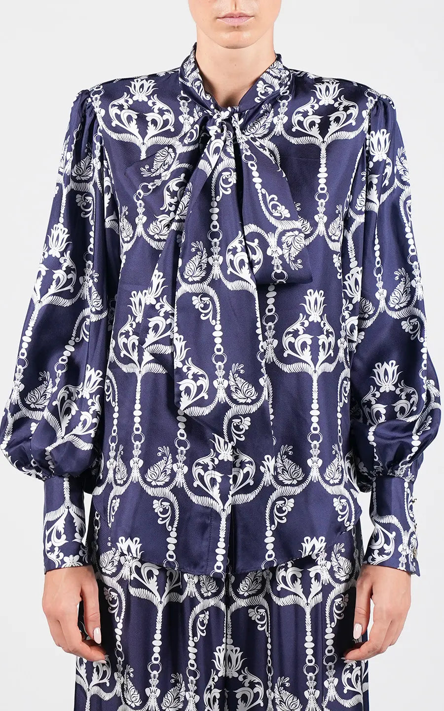 Shop online trendy Blue Women long sleeve from Borgo de Nor Fashion designer. Product gallery 1