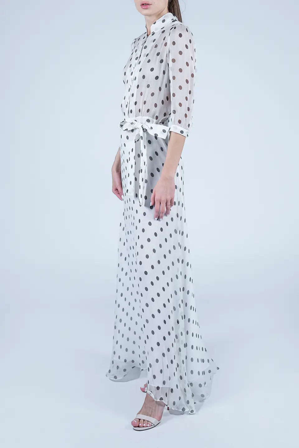 Designer White Maxi dresses, shop online with free delivery in UAE. Product gallery 4