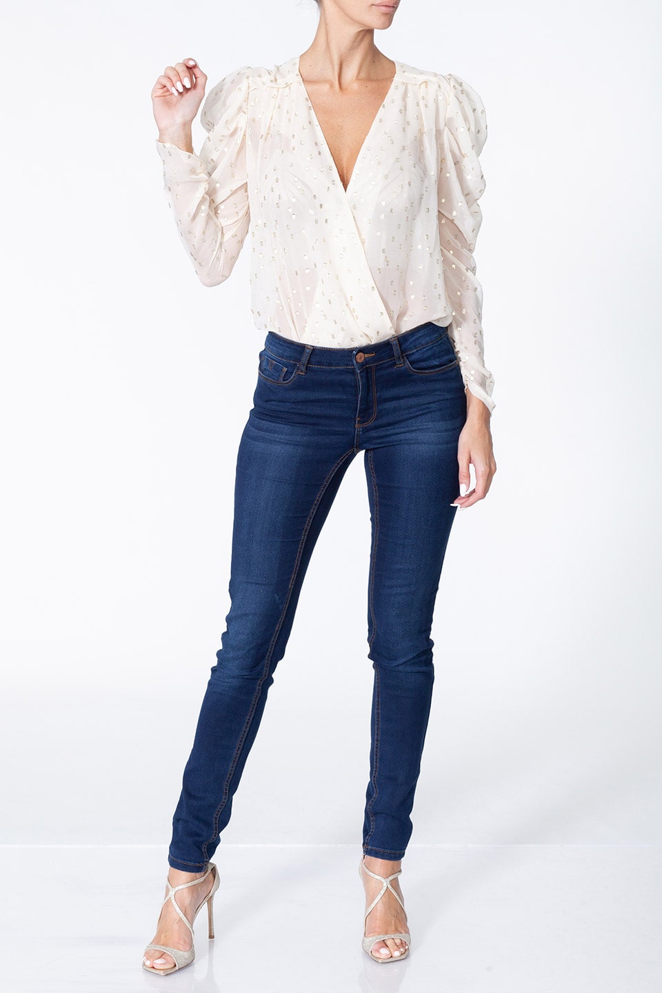 Designer White Women blouses, shop online with free delivery in UAE. Product gallery 5