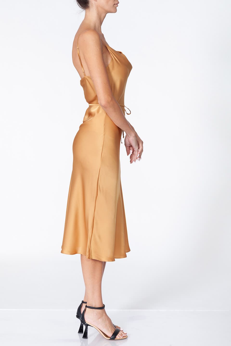 Thumbnail for Product gallery 2, Fashion Stylist Anze's gold midi dress full-body left side view