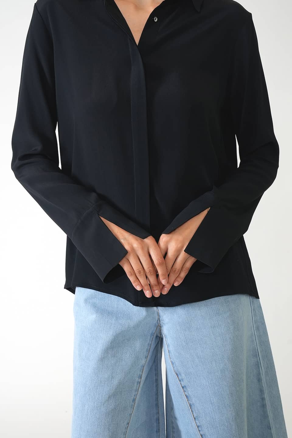 Designer Black Women long sleeve, shop online with free delivery in UAE. Product gallery 3