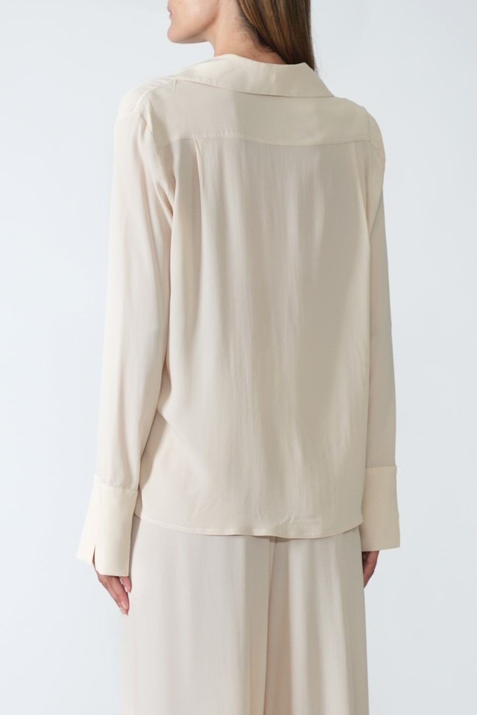 Designer Ivory Women long sleeve, shop online with free delivery in UAE. Product gallery 5