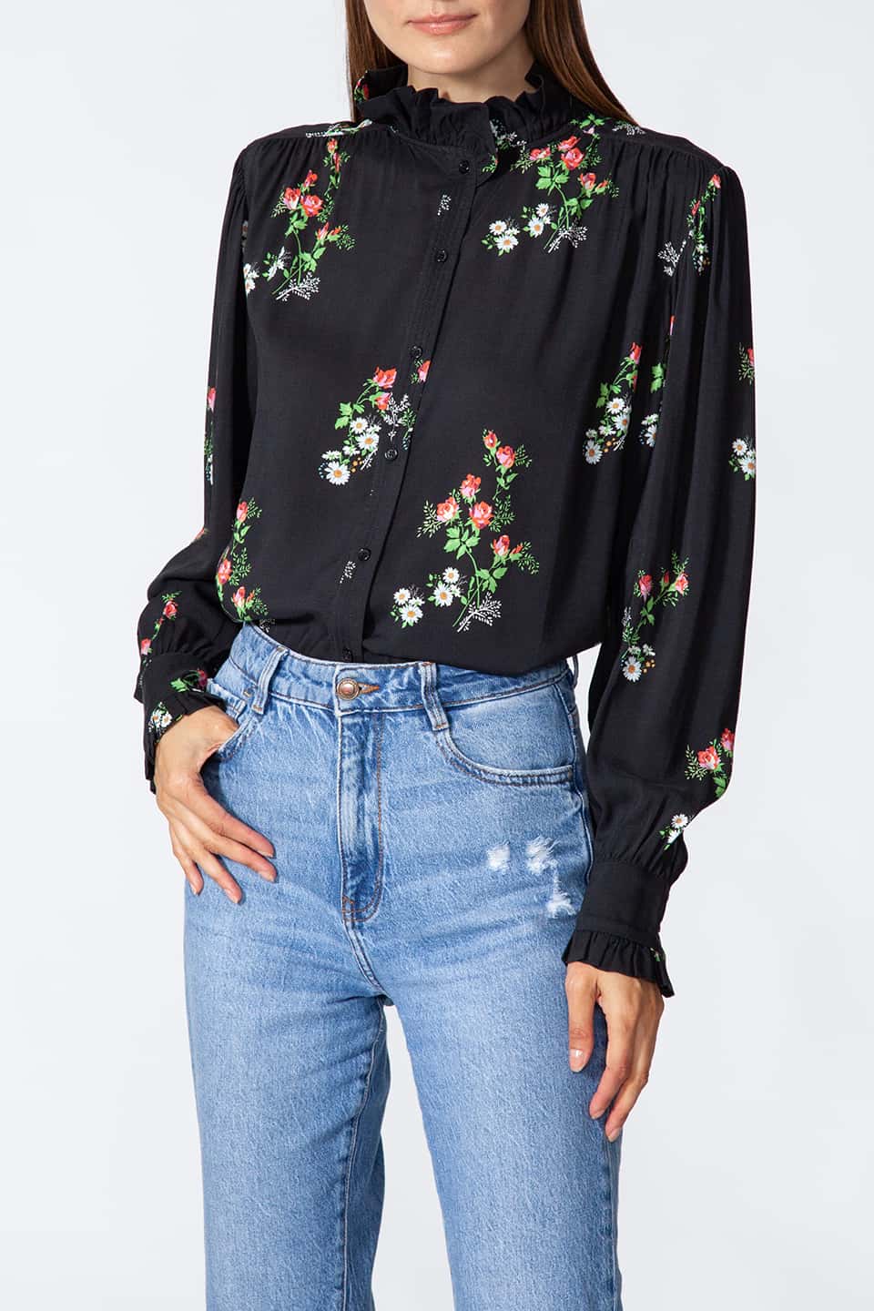 Thumbnail for Product gallery 2, Model wearing trendy blouse from stylist Manoush in black color and flower print, in a natural pose