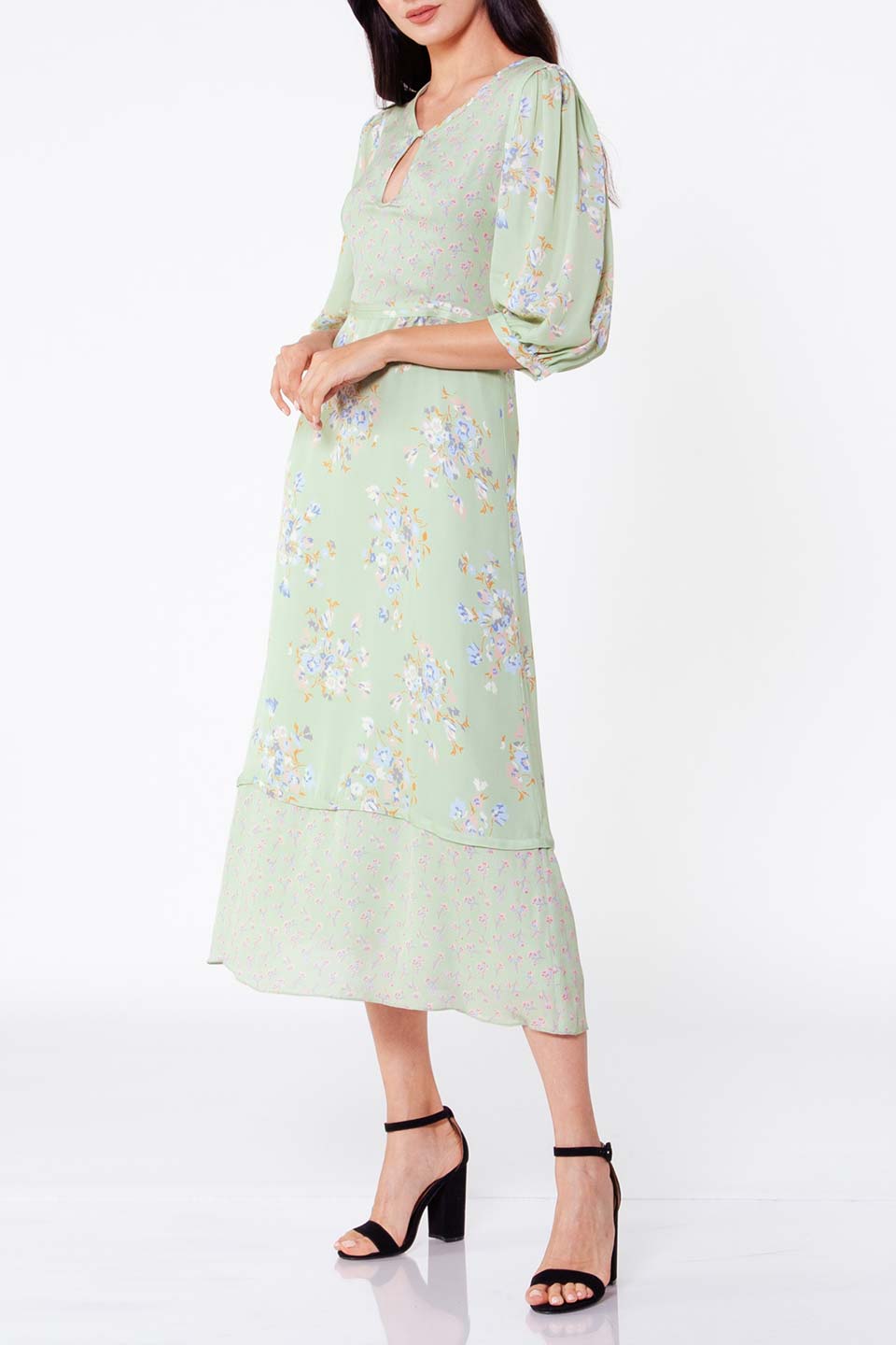 Designer Green Midi dresses, shop online with free delivery in UAE. Product gallery 4