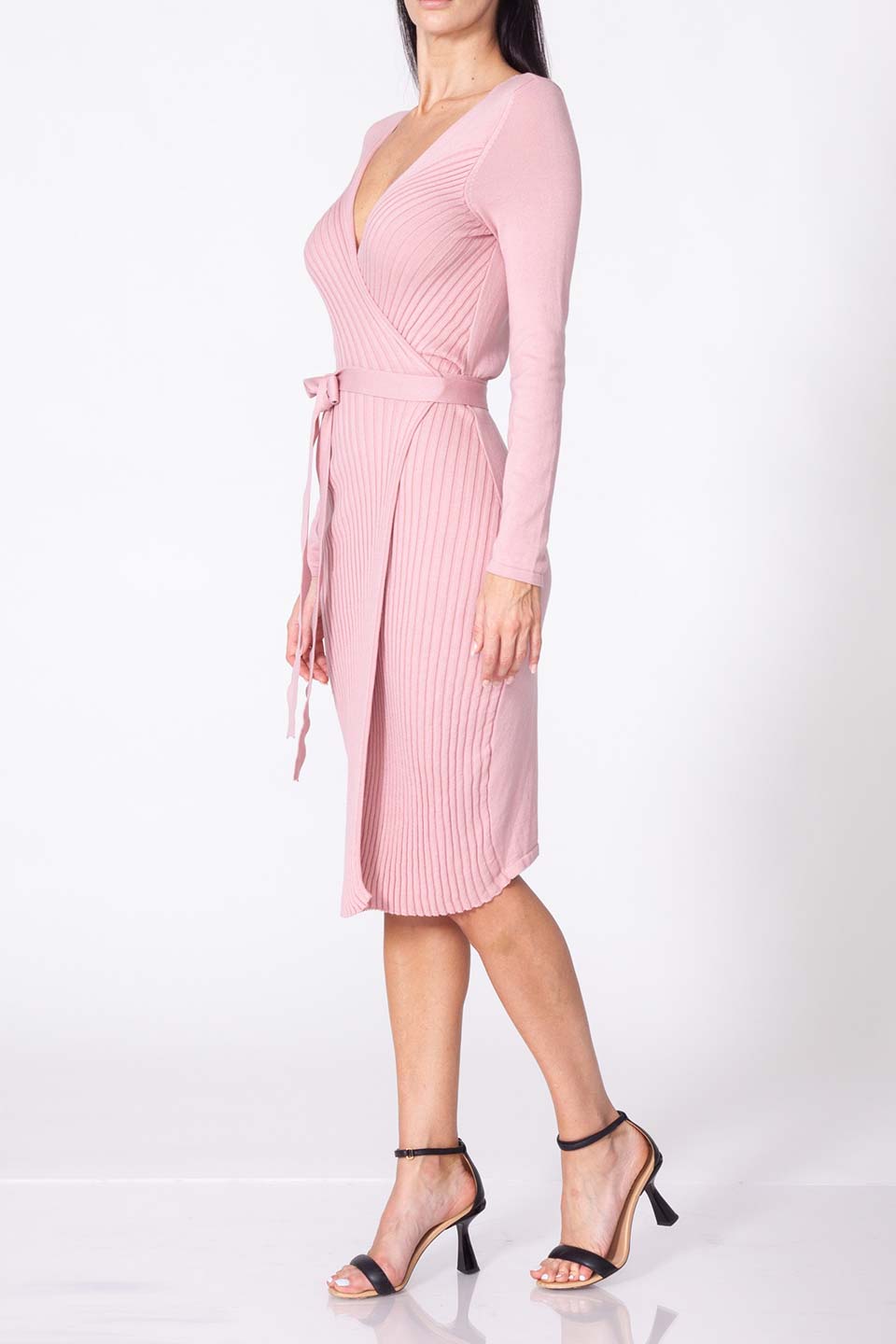 Violante Nessi fashion designer midi dress in cashmere fabric and pink color