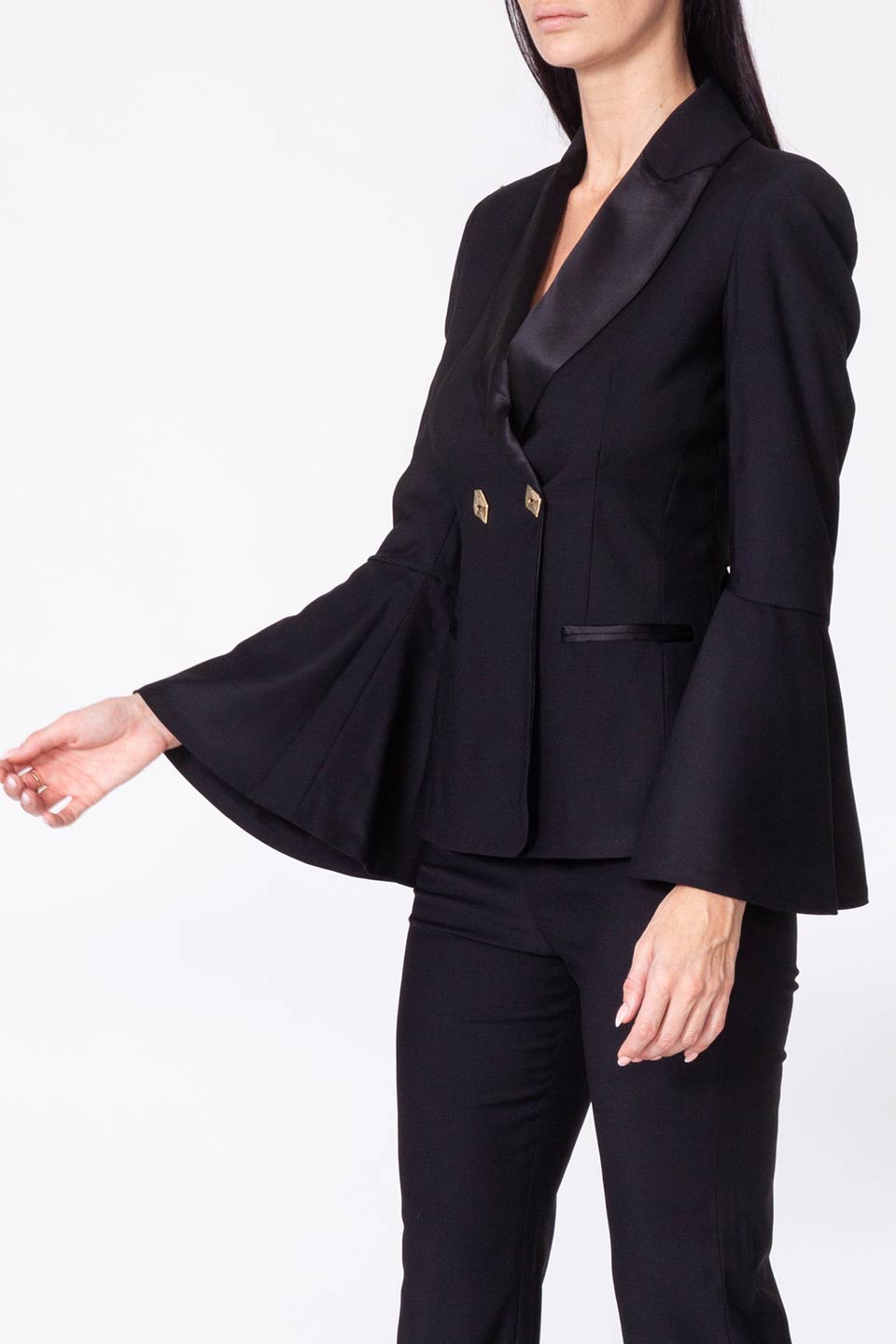 Designer Black Women blazers, shop online with free delivery in UAE. Product gallery 5